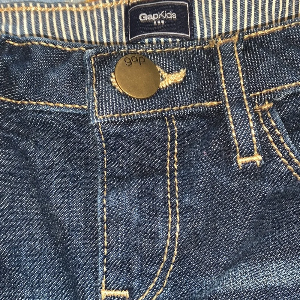 Gap Dark Wash Rolled Bottom & Cherokee Light Wash Cut Off Jean Shorts sz 8